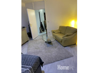 Centrally located sunny and quiet apartment with panoramic… - Apartemen