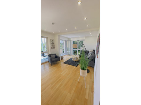 Cozy furnished apartment on time with winter garden,… - For Rent
