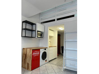 Cozy & stylish 1-Room Maisonette Apartment in Aachen's Old… - Til Leie