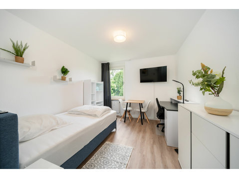 Located directly at the University/RWTH Aachen - everything… - De inchiriat