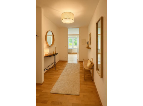 Renovated 2-Room Apartment with 2 Balconies in Prime… - For Rent