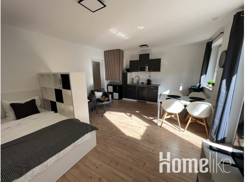 Bright, freshly renovated apartment close to the center… - 公寓