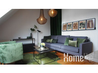 Charming, bright attic apartment in Aachen - 	
Lägenheter