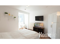 Furnished apartment with box spring bed at the Ponttor - 公寓