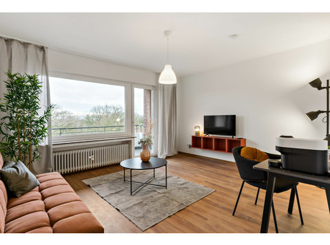 Liebevoll eingerichtete 2 Zimmer-Wohnung in Bielefeld - Til Leie