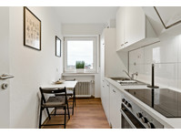 Liebevoll eingerichtete 2 Zimmer-Wohnung in Bielefeld - For Rent