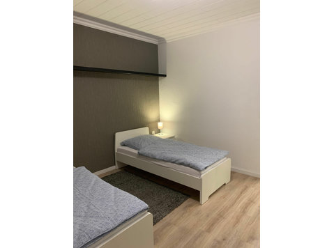 7 single beds in Castrop-Rauxel - Izīrē