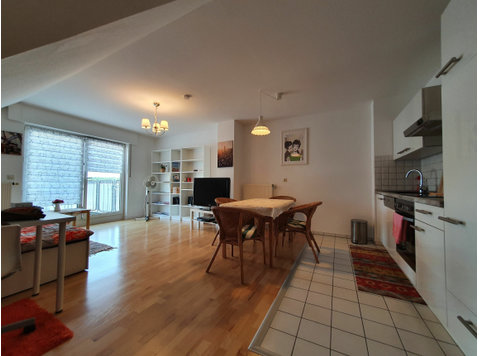 Furnished comfort apartment in Bochum Wattenscheid Höntrop - השכרה