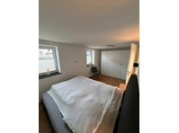 Lovingly furnished bright apartment in the basement - Te Huur