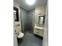 Modern, spacious one-room apartment in Bochum,… - Alquiler