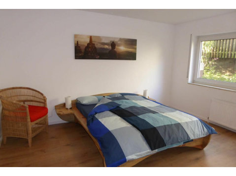 Helle 2 Zimmer-Wohnung mit Terrasse in Bonn-Oberkassel… - Zu Vermieten