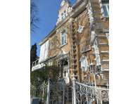 Furnished apartment in Godesberg villa district - Под Кирија