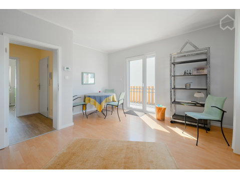 Hochwertig und neu sanierte Wohnung mit Weinbergblick - Zu Vermieten