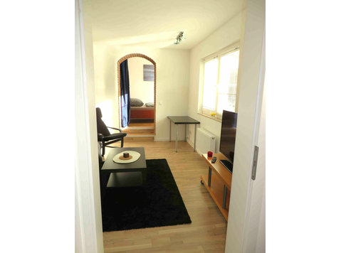 Nice apartment with own entrance from the closed inner… - For Rent