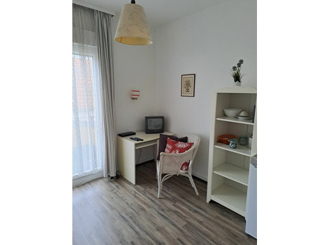 Nettes kleines Appartment in Rheinnähe - Zu Vermieten