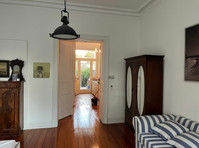 great 43 sqm apartment in historical villa with direct… - Til leje