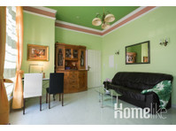 Exclusive apartment in a central location - דירות