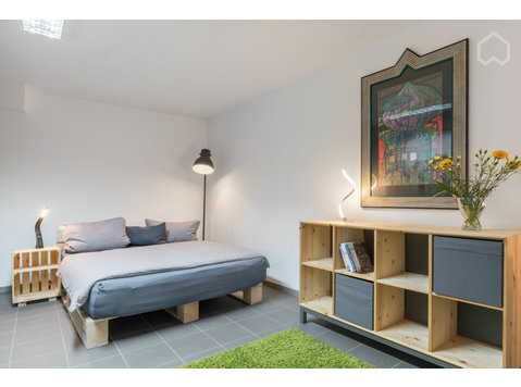 Amazing flat in Cologne - between fair and airport - 임대