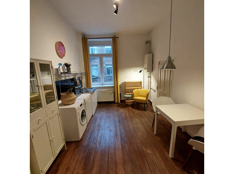 Apartment in central location in Cologne - For Rent