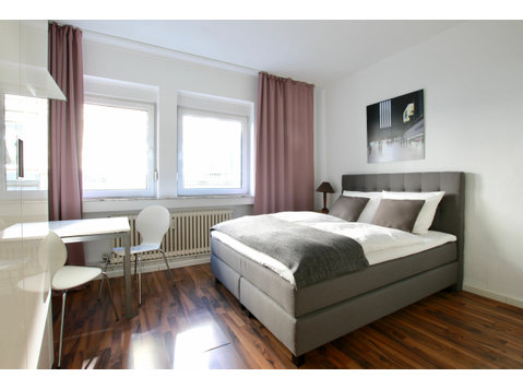 Beautiful, cosy apartment near Rudolfplatz - De inchiriat