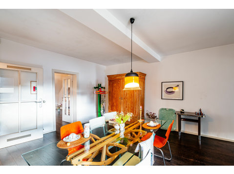 Wunderschöne Designer-Wohnung mit Terrasse in Köln - Zu Vermieten