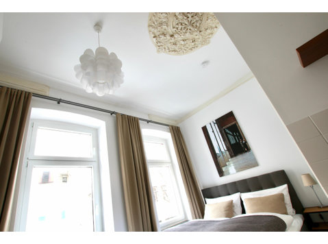 Beautiful studio-apartment at Eigelstein - For Rent