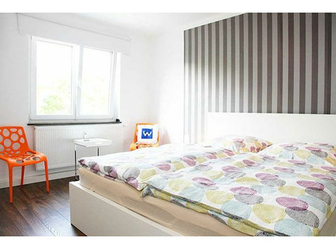 Bright and modern studio in Cologne-Zollstock - For Rent