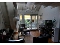 Central maisonette apartment in Cologne - Disewakan