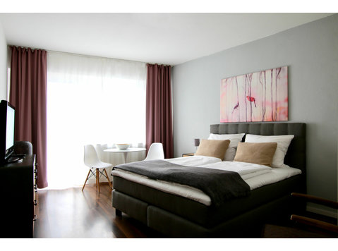 Liebevoll eingerichtetes Apartment mit Balkon am… - Zu Vermieten