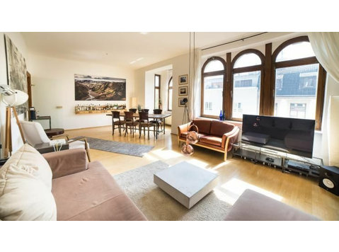Cozy, nice suite in popular area - Kiadó