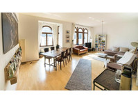 Cozy, nice suite in popular area - Disewakan
