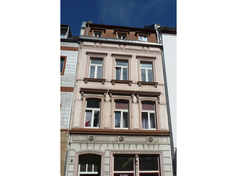 Cute flat in nice area (Köln) - برای اجاره