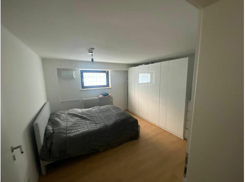 Modern Appartement in Colognes green - Annan üürile