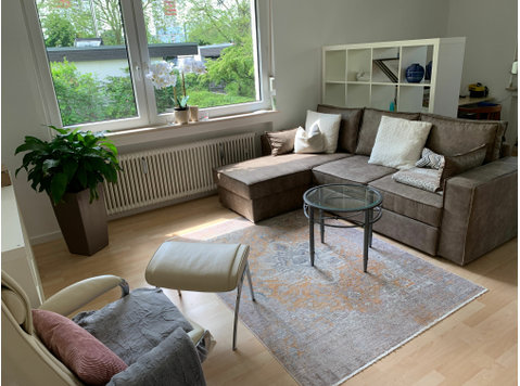 New, nice home located in Cologne - near to the studios… - Cho thuê
