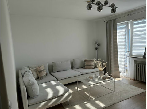 New, spacious flat in nice area - Alquiler
