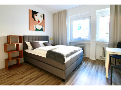 Perfect single apartment near Rudolfplatz - In Affitto