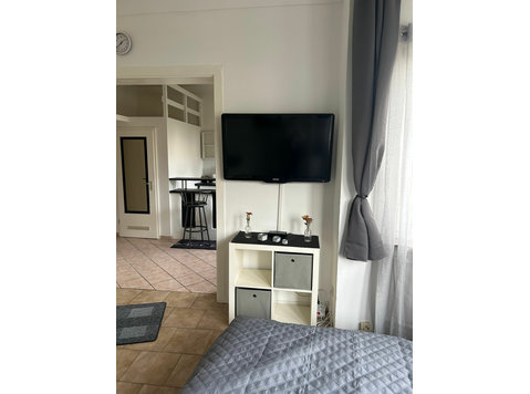 Charmante Wohnung im Herzen von Köln - Zu Vermieten