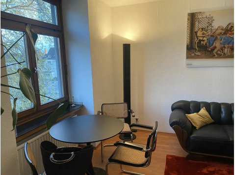 Welcome to Ehrenfeld! - Stylish furnished apartment in… - Aluguel