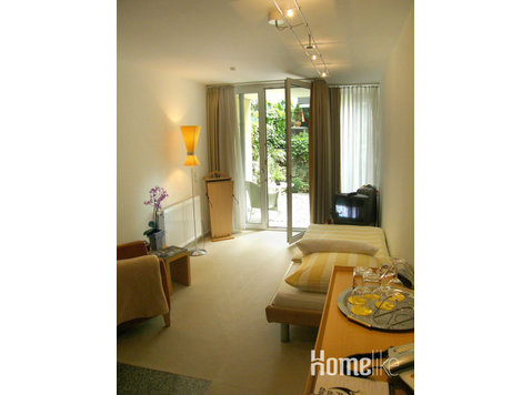 Cozy apartment with terrace - Leiligheter
