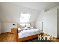 Gemütliche Dachgeschosswohnung im belgischen Viertel - Wohnungen
