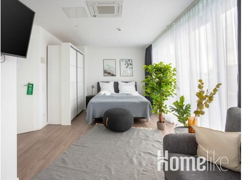 Cologne Friesenplatz Suite XL avec balcon et canapé-lit - Appartements