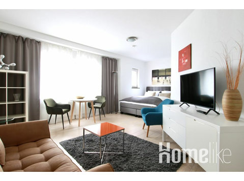 Moderno apartamento céntrico cerca de Friesenplatz - Pisos