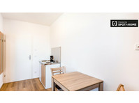 Studio apartment for rent in Cologne, Marsdorf - Leiligheter