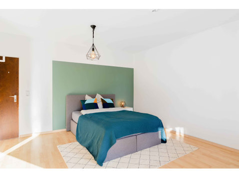 Zimmer in der Rennebergstraße - Apartments