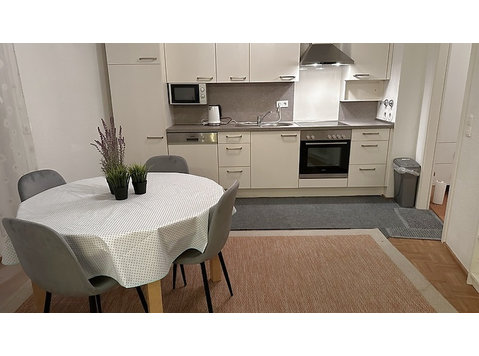 1½ ZI-WOHNUNG IN KÖLN - ALTSTADT-SÜD, MÖBLIERT - Serviced apartments