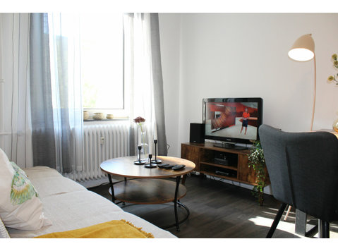 Beautiful 2 room flat near central station (Dortmund) - For Rent