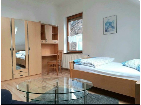 Beautiful, fully furnished room in a new shared apartment… - Vuokralle