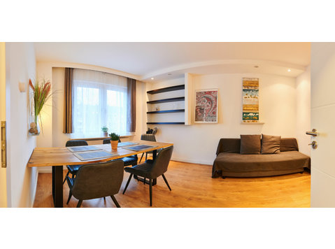 Bright and modern city apartment for 4 to 5 people - Vuokralle