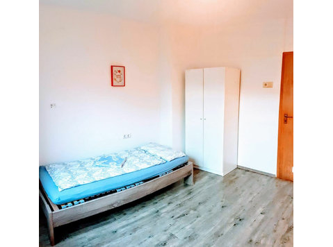 Cozy room in a student flatshare - Kiralık