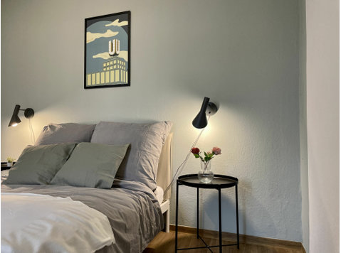 Modern apartment in the beautiful Kaiserviertel at the… - Под наем